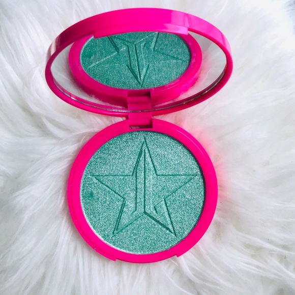 Jeffree Star Other - NEW Jeffree Star Skin Frost Highlighter: Mint